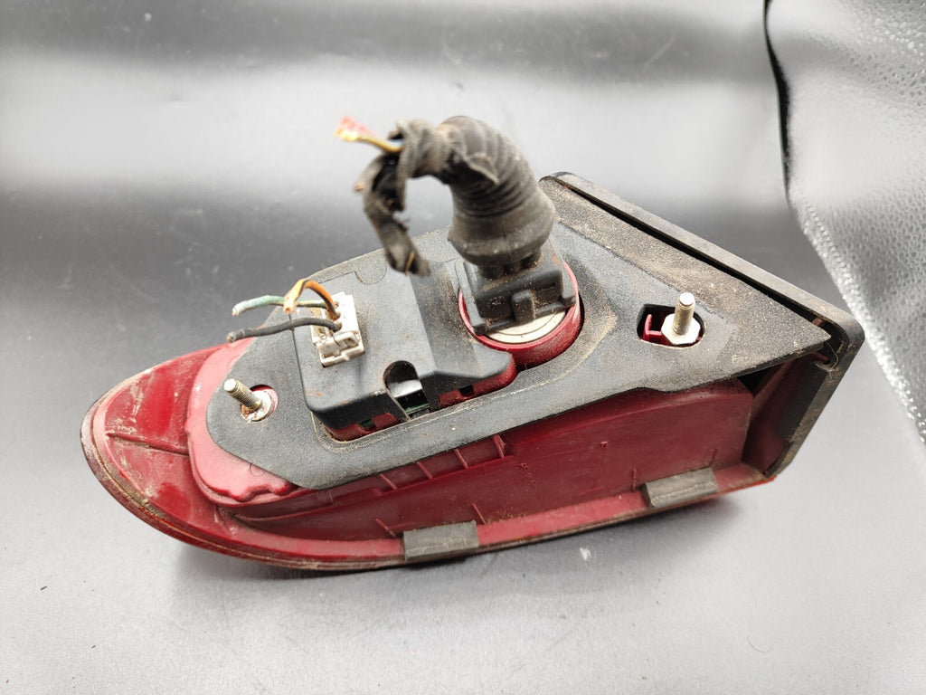 Alfa Romeo 166 2.4JTD 110KW 10V 2003 LHD Rear Right Body Outer Taillight Light