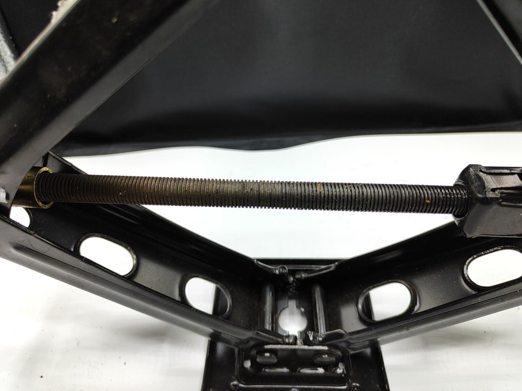 Alfa Romeo 156 Spare Wheel Tire Jack 78064