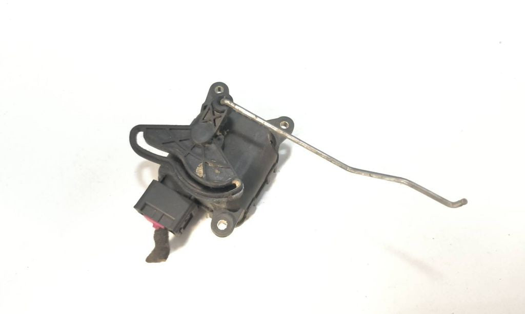Audi A6 S6 C5 4B 2004 Air heater flap actuator motor 0132801129 