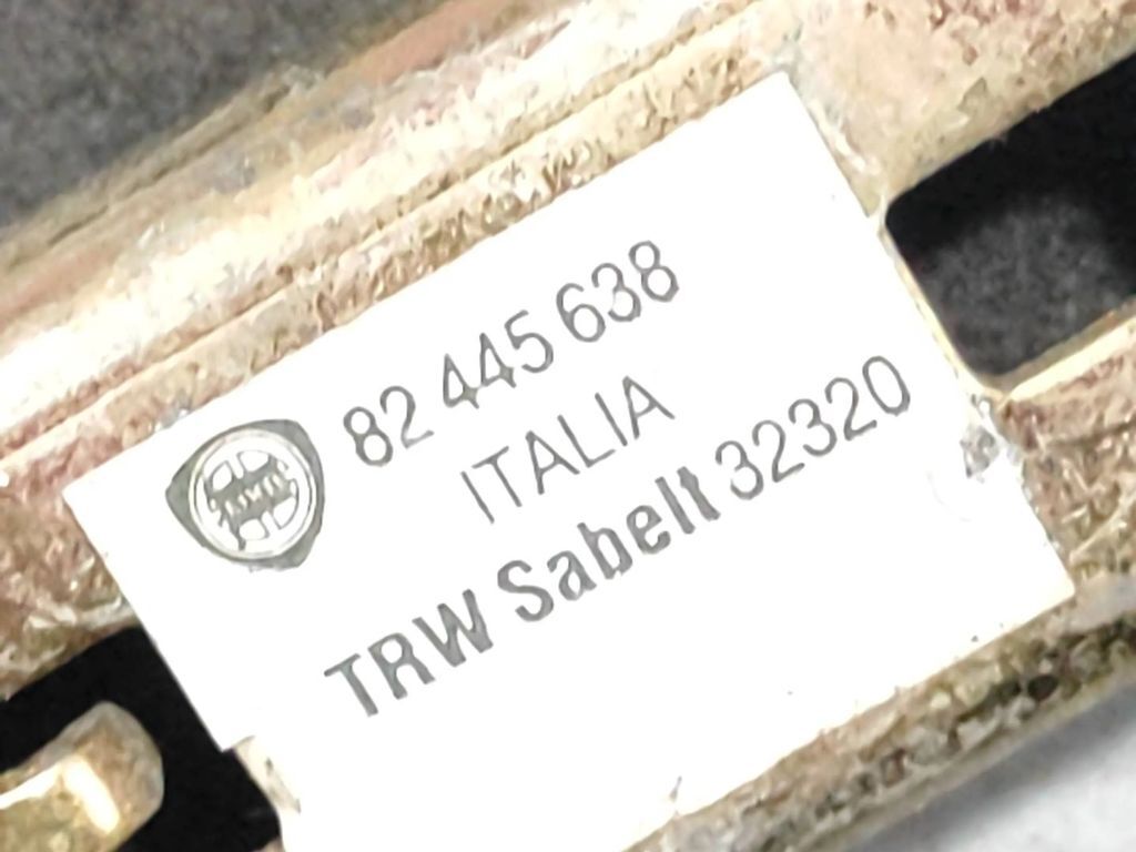 Alfa Romeo 155 1.8i 103kW 1994 Petrol Seat belt adjustment rail 82445638 