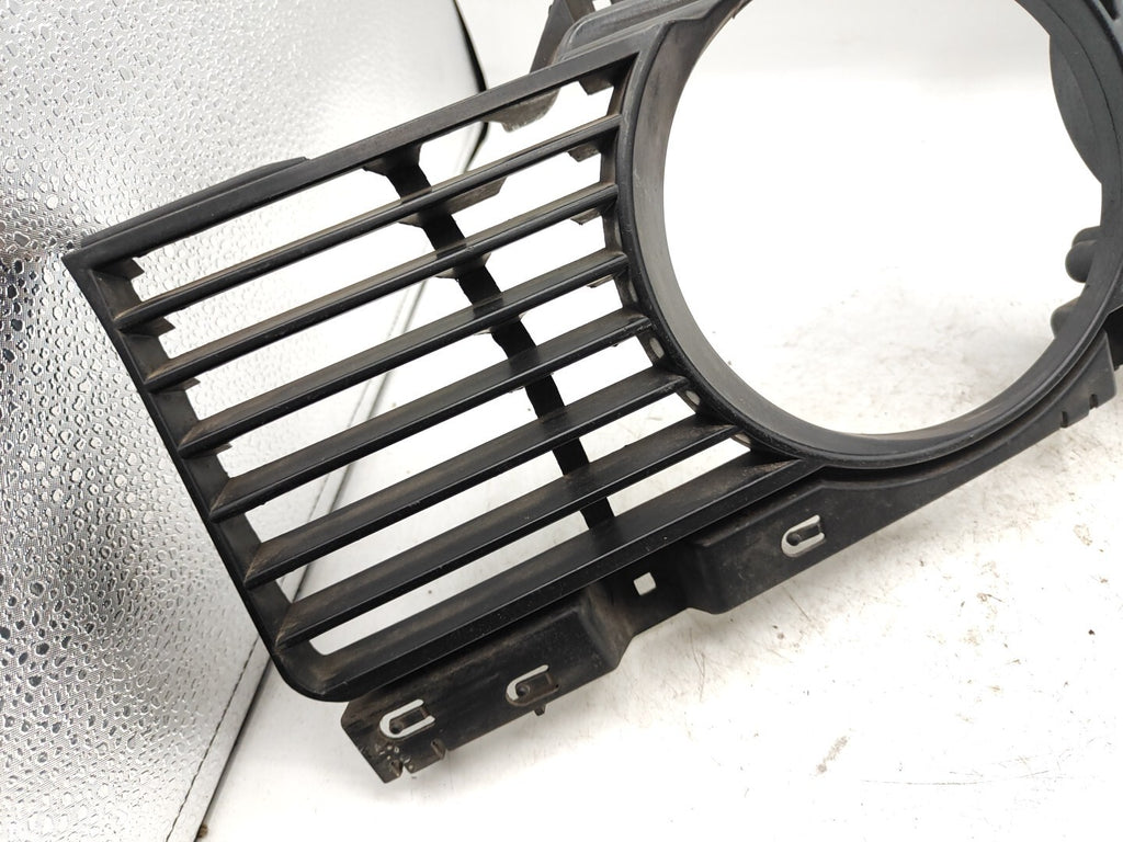 BMW 5 Series E34 Petrol 1988 Front Left Side Headlight Grill 843174