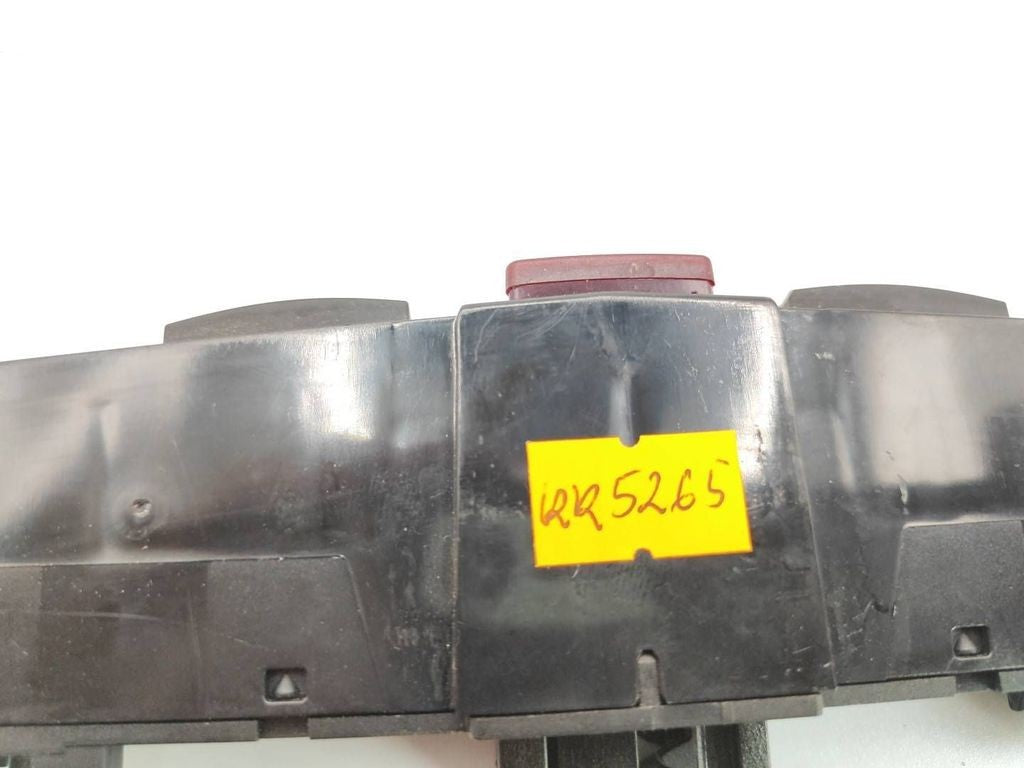 Opel Astra H 2005 Hazard light switch 13100107 