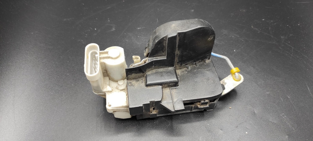 Alfa Romeo 147 1.9JTD 16V Diesel 2004 LHD Rear Left Door Lock B792