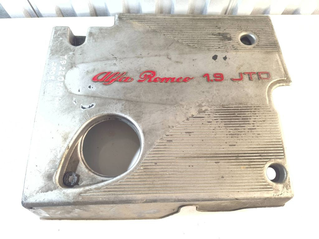 Alfa Romeo 156 1.9JTD 8V 1998 Diesel Top engine cover trim 