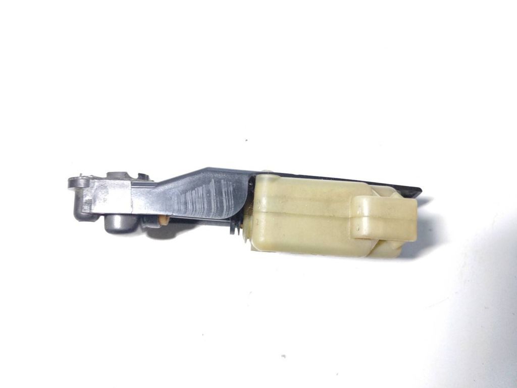 Volvo S60 2002 Diesel Fuel tank cap lock motor 9483311 