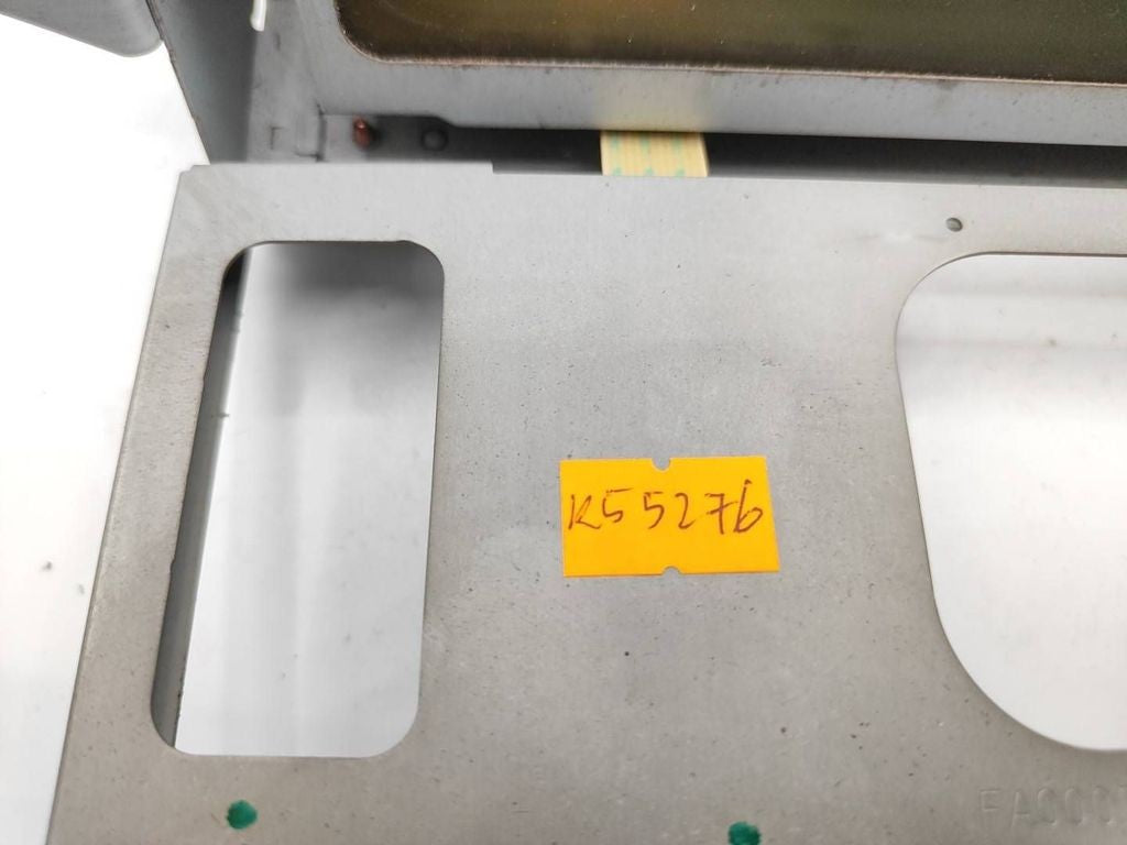 Toyota Avensis T250 2004 Dashboard LCD screen display 8611005020 