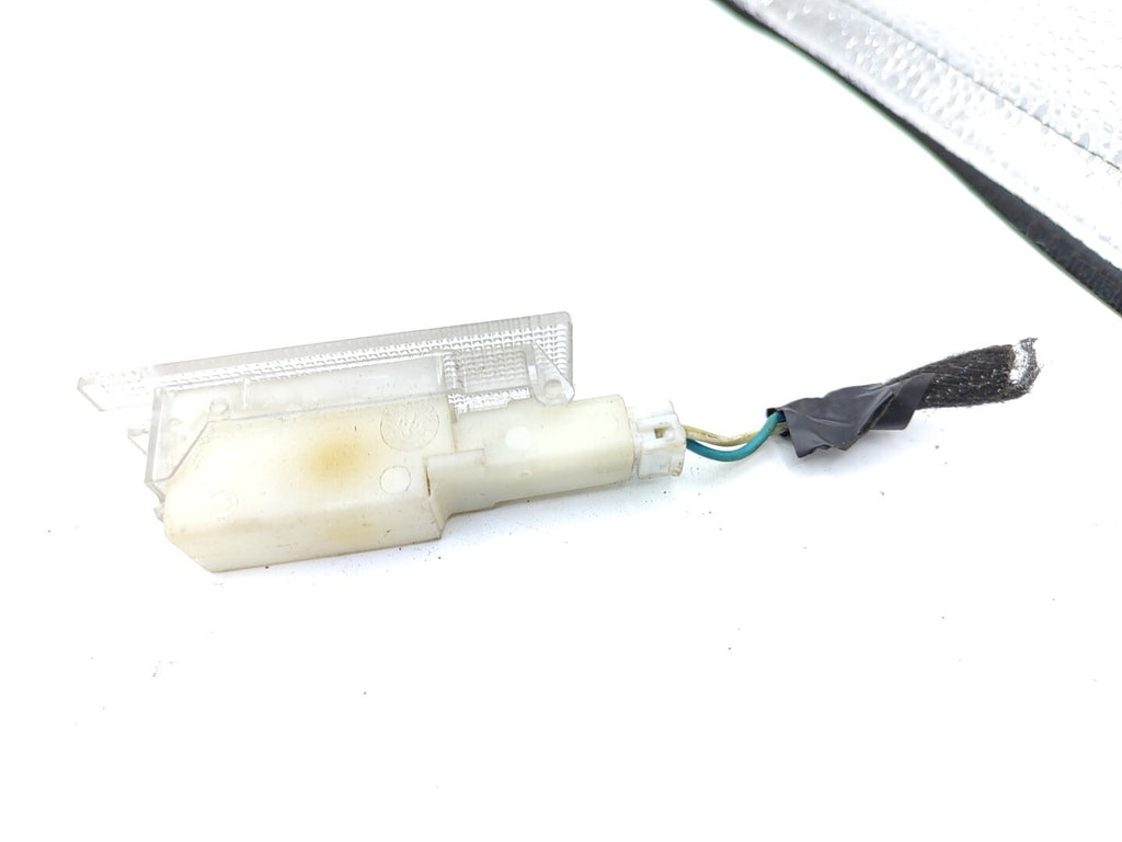 Alfa Romeo 156 2.4JTD 110kW 2001 Front Dashboard Glovebox light