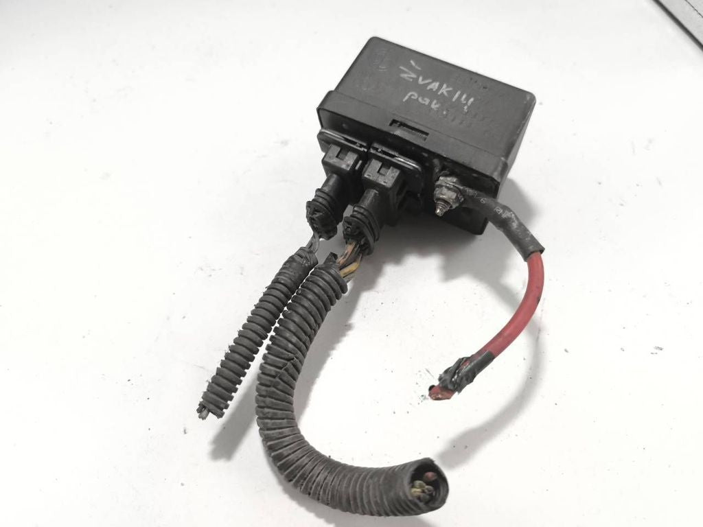 Fiat Croma 2.4JTDM 147kW 2007 Glow plug pre heat relay 55193073 