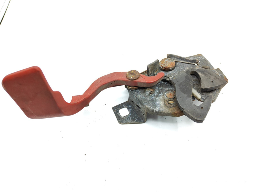 Alfa Romeo 147 1.9 JTD 85kW 2003 Front Bonnet Hood Lock Latch Mechanism