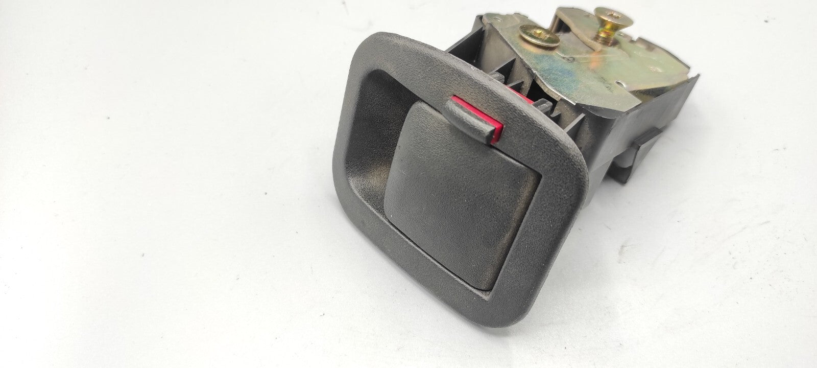 Alfa Romeo 156 SW 2.4JTD 110kW 2002 Rear Seat Lock Latch 1835028 1834850