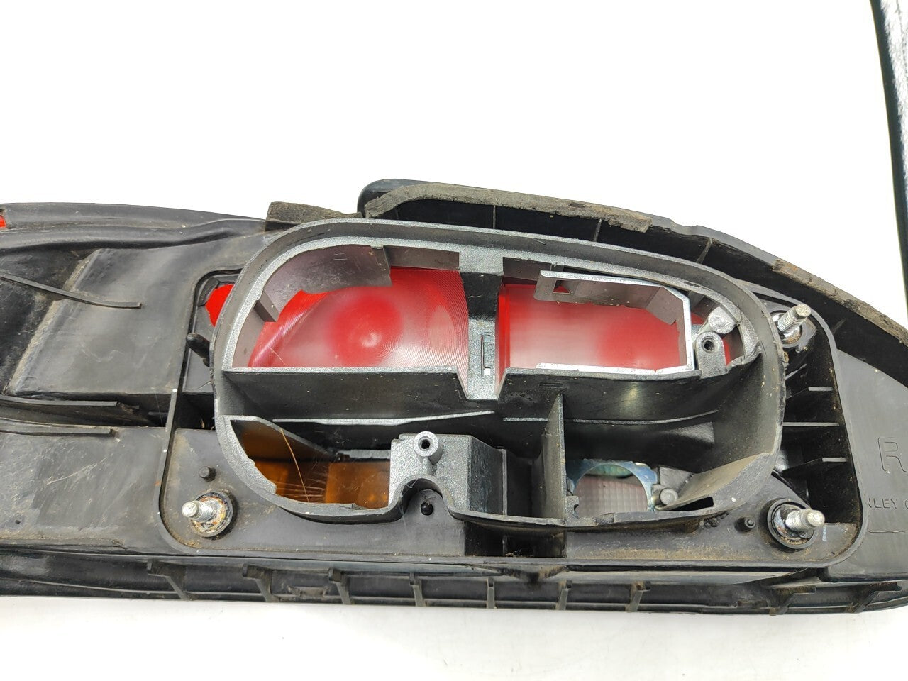 Mitsubishi Colt CA 1994 Hatchback LHD Rear Right Taillight Light 0431568R