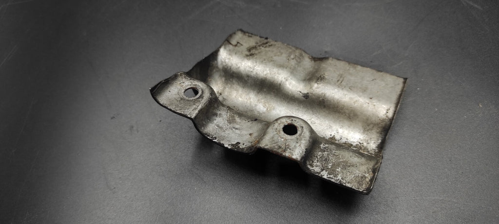 Alfa Romeo 159 2.4JTDm 147kW 2007 EGR Bracket Mount Cover 55194361