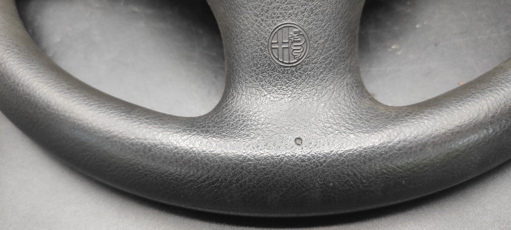 Alfa Romeo 147 1.6 TS 88kW Petrol 2006 Steering wheel