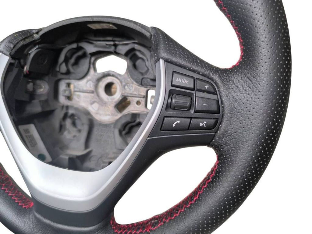 BMW 3 F30 F35 F31 2012 Steering wheel 62562181E / NEW COVER GOOD CONDITION