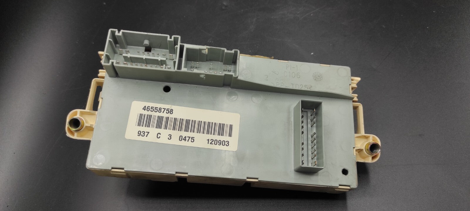 Alfa Romeo GT 2004 Fuse Box Control Unit Module 46558758 60684628