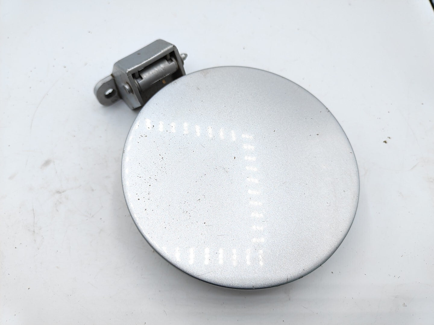 Alfa Romeo 156 2.0TS 2000 Fuel Flap Cap Cover 60620940 Silver