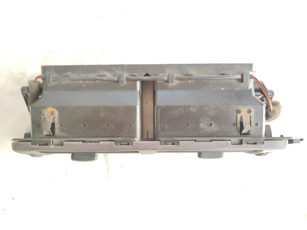 Audi A6 S6 C5 4B 2003 Front dash center air vent grill 4B1820951 