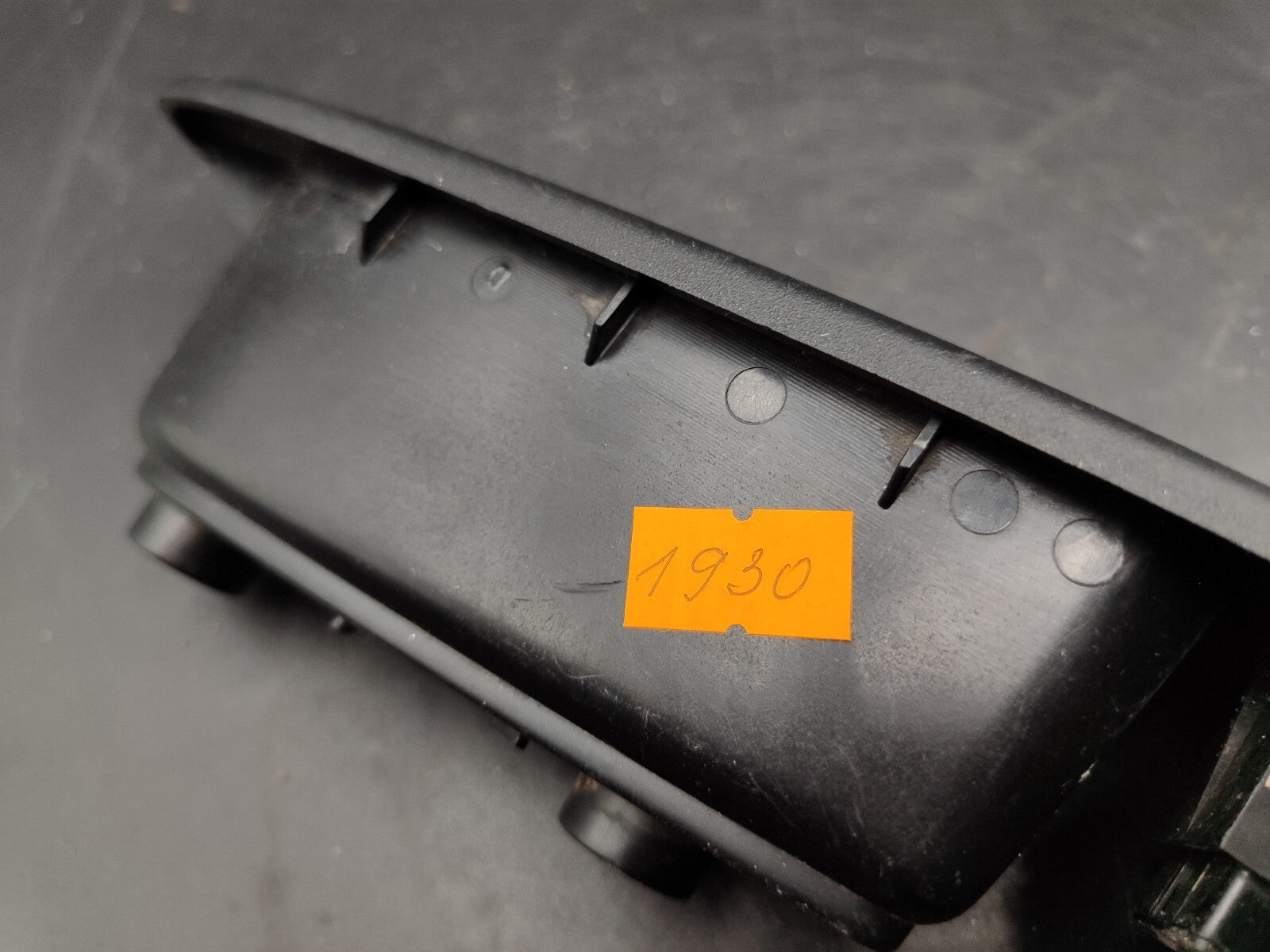 Alfa Romeo 166 2.4JTD 110kW 10V 2001 Electric Window Switch Button 156018359