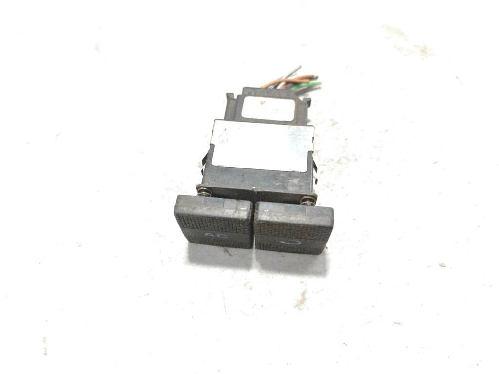 Volkswagen Golf 3 1996 Air conditioning AC AC switch 1E0959543 