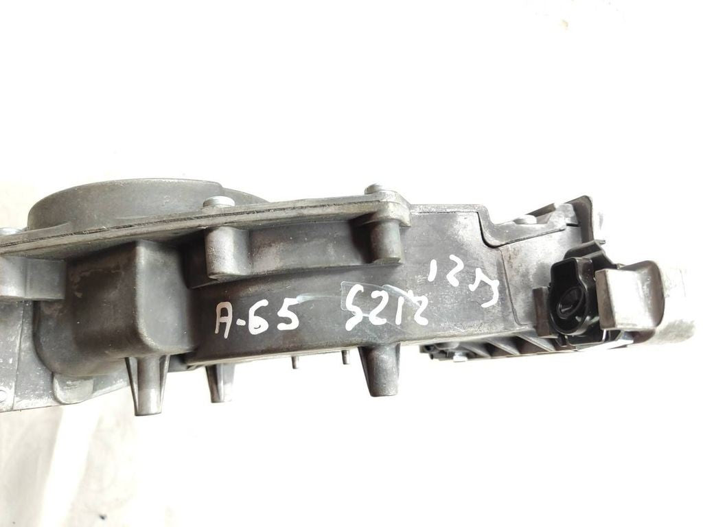 Mercedes-Benz E W212 2015 tailgate trunk boot lift motor A2128203642 