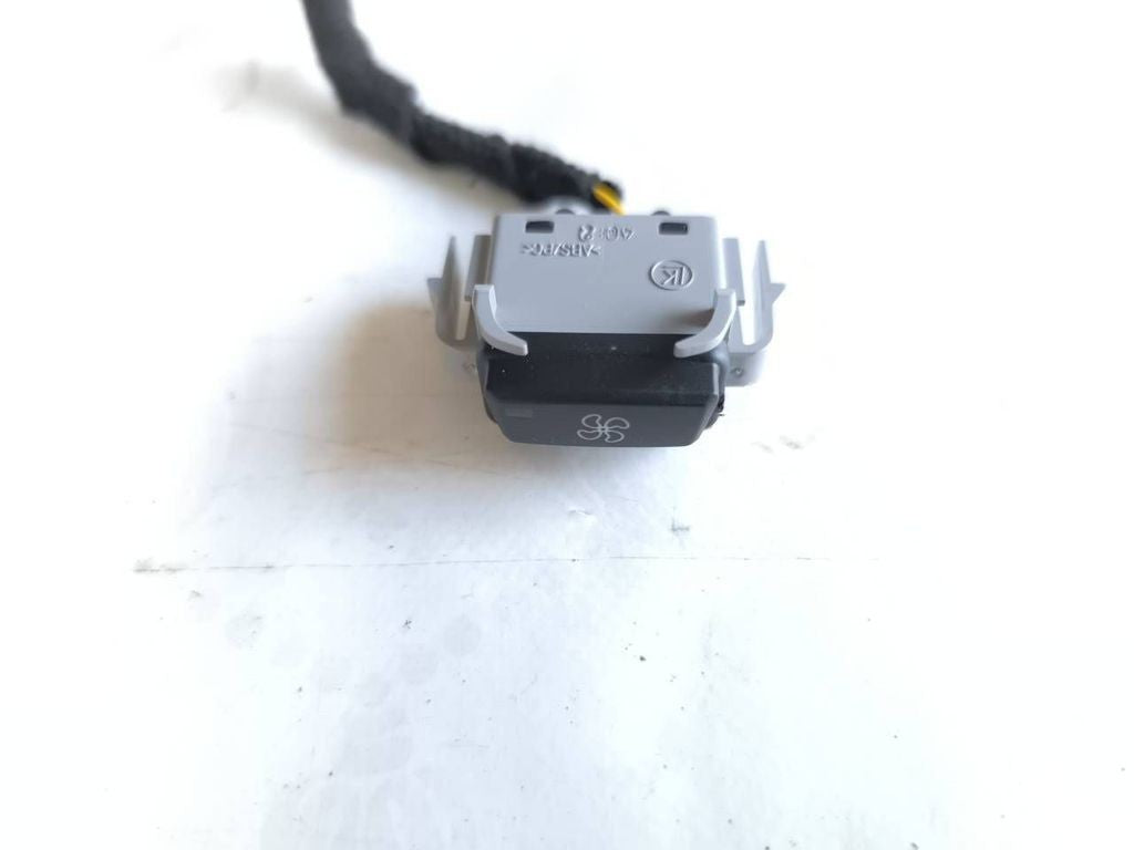 BMW X5 E70 2007 Air conditioning A/C AC switch 6941965 
