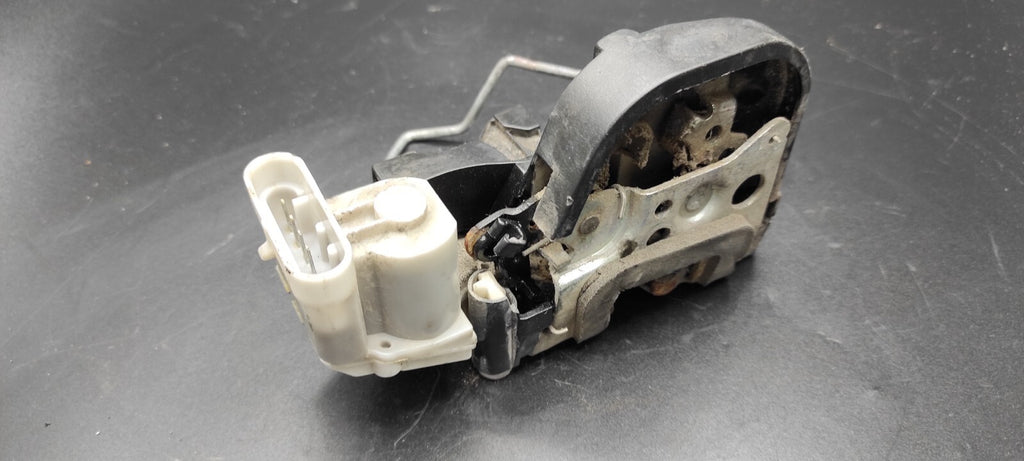 Alfa Romeo 147 1.9JTD 16V Diesel 2004 LHD Rear Right Door Lock B792