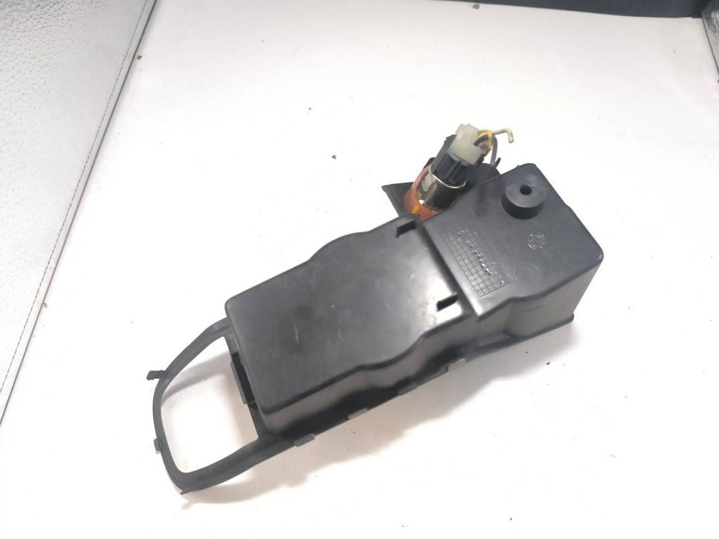 Fiat Croma 2.4JTD 147kW 2007 Diesel Ashtray cigarette lighter 735364112 