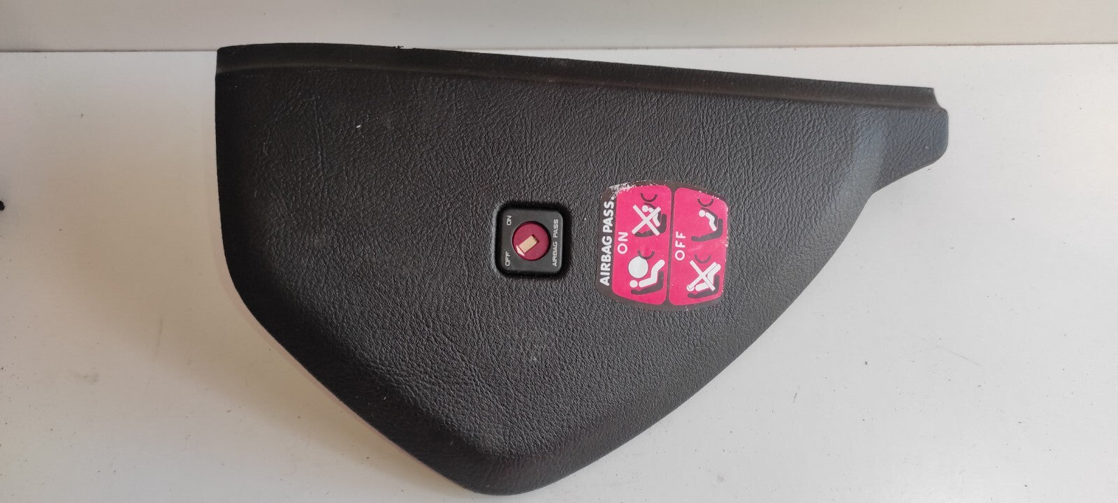 Peugeot 607 3.0i V6 2002 LHD Front Right Dashboard End Trim Cover 9629444977