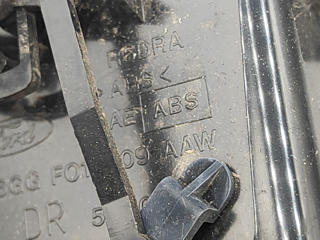 Ford Scorpio 1995 Dashboard Panel Air Vent Grill 96GGF018B09AAW