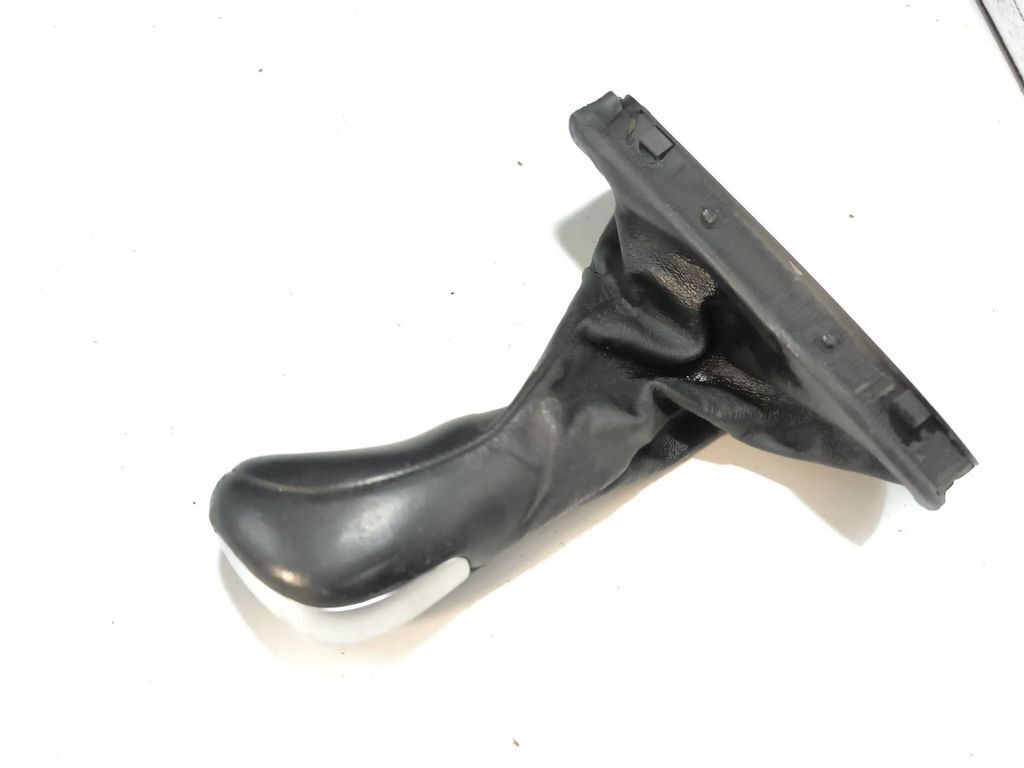 Mercedes-Benz E W211 2004 Auto Gear lever shifter trim leather knob A2112671210