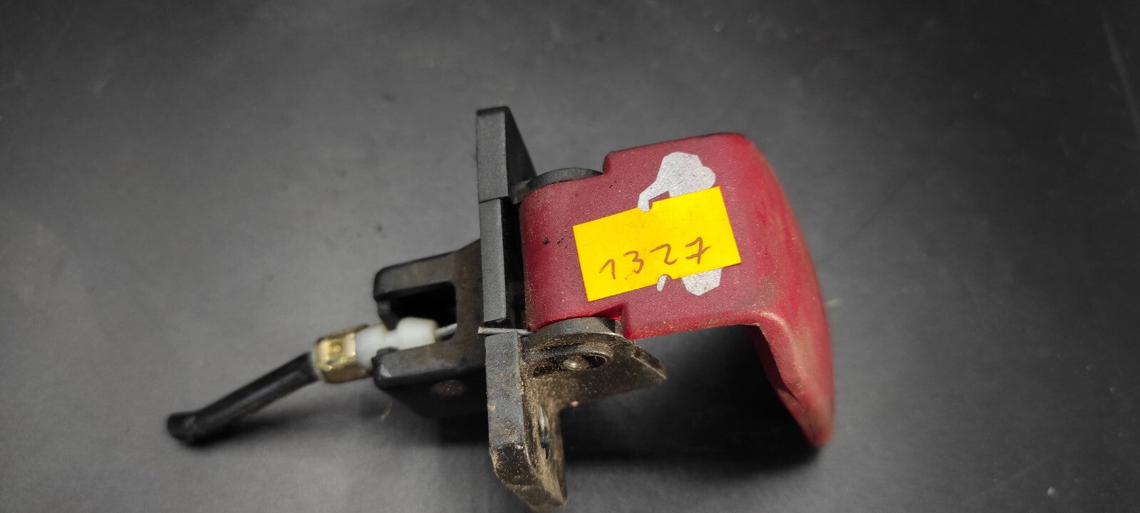 Alfa Romeo 156 147 GT JTD 2003 LHD Bonnet Hood Open Release Handle