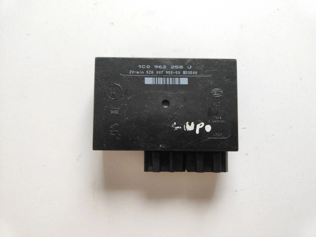 Volkswagen Golf IV 2003 Comfort convenience body module 1C0962258J 