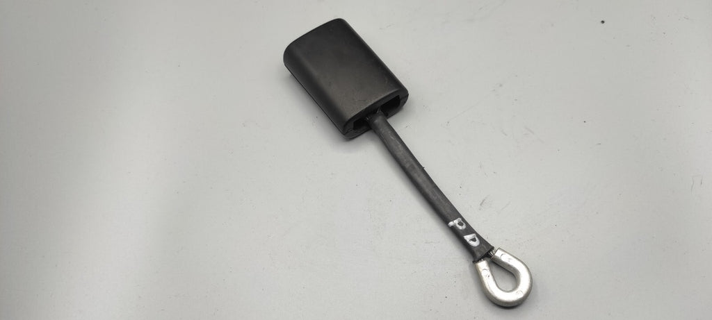 Alfa Romeo 156 SW 2.4JTD 2002 LHD Front Right Side Seat Buckle 10446690