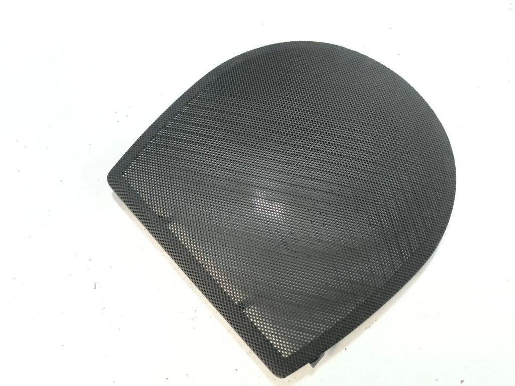 BMW 328i E46 2000 Rear parcel shelf speaker trim grill 8189741 