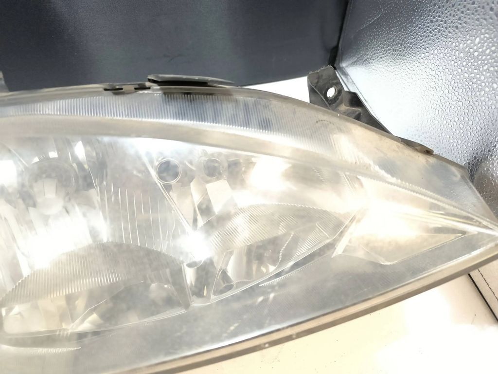 Renault Megane I 2000 LHD Front Right headlight headlamp 7700427870D 