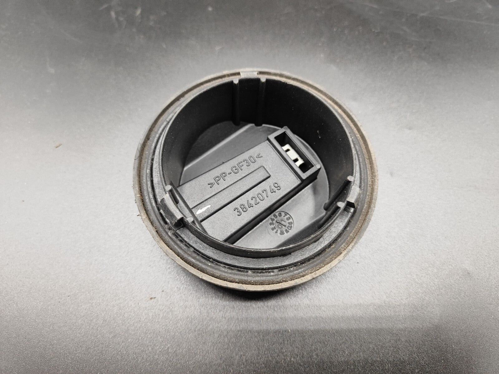 Alfa Romeo 156 SW 1.9JTD 2002 Front Headlight Bulb Dust Cover Cap 38420749