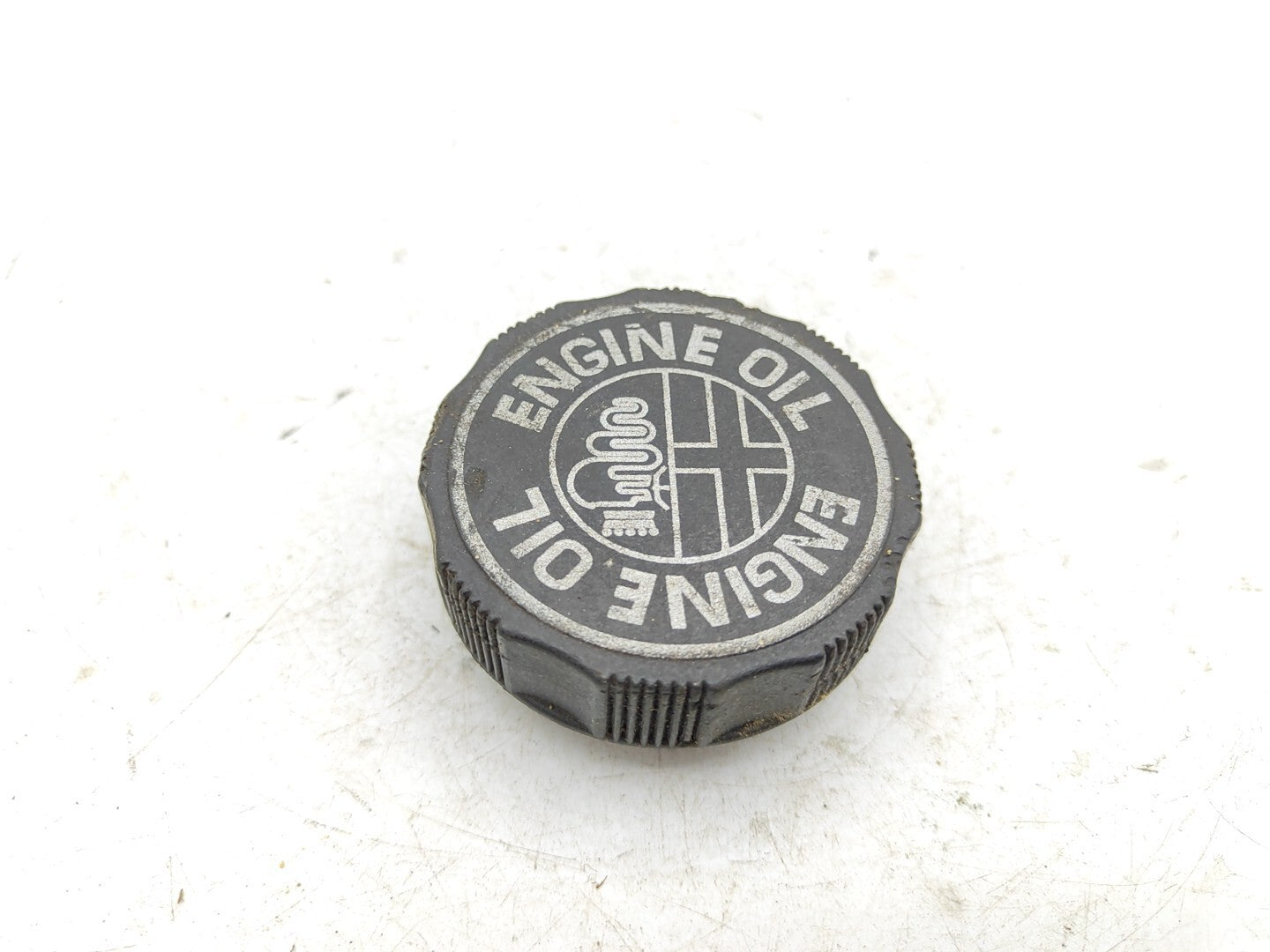 Alfa Romeo 166 2.4JTD 100kW 2000 Black Cylinder Head Oil Filler Cap Cover