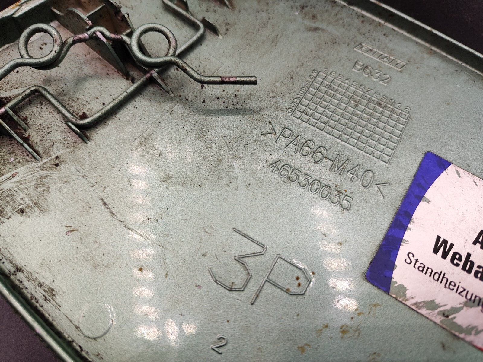 Fiat Punto 2003 Fuel Flap Cap Cover 46530035 Green