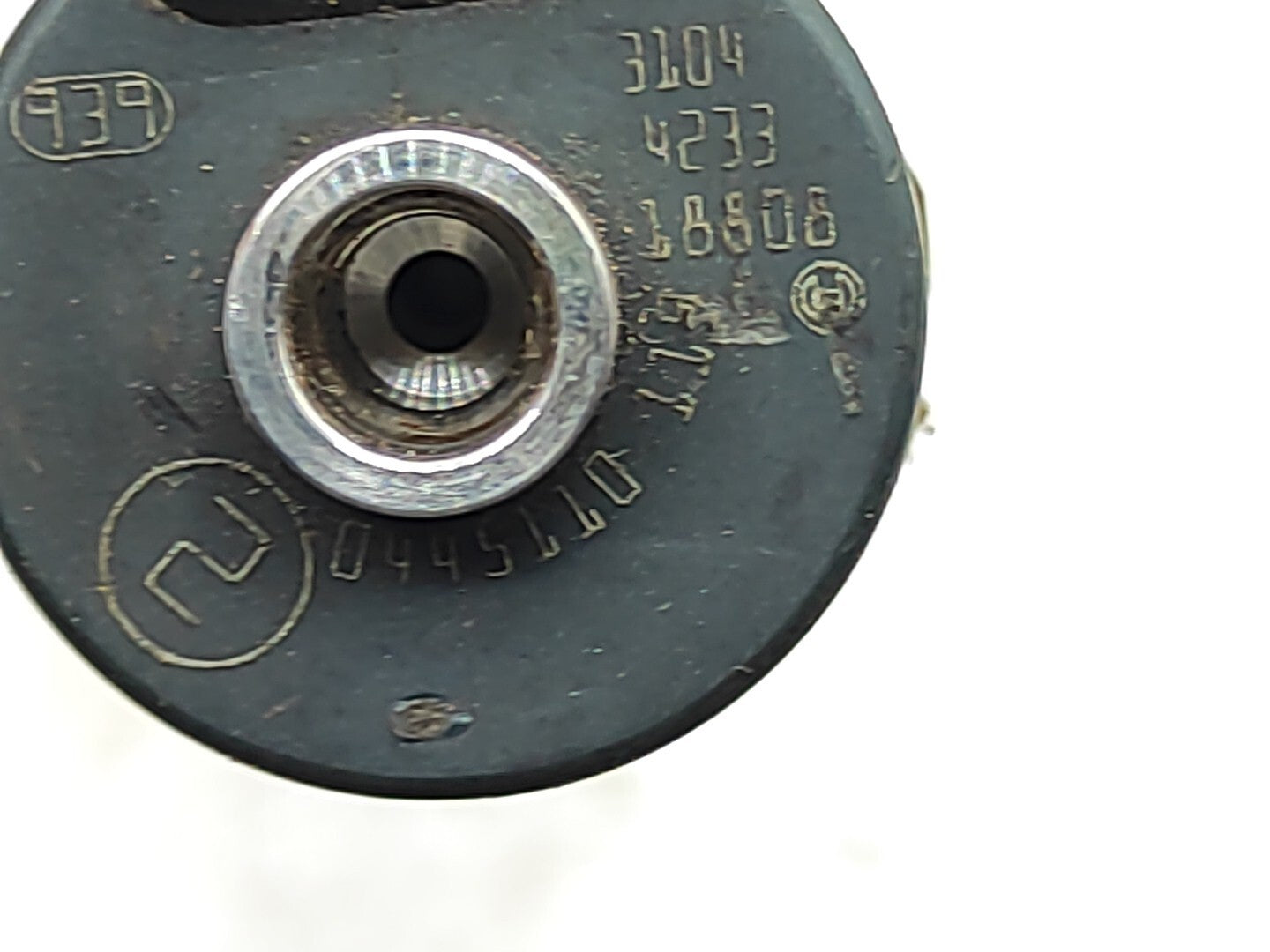 Alfa Romeo 147 1.9JTD 85kW PRE-FL 2004 Engine Fuel Supply Injector 0445110119