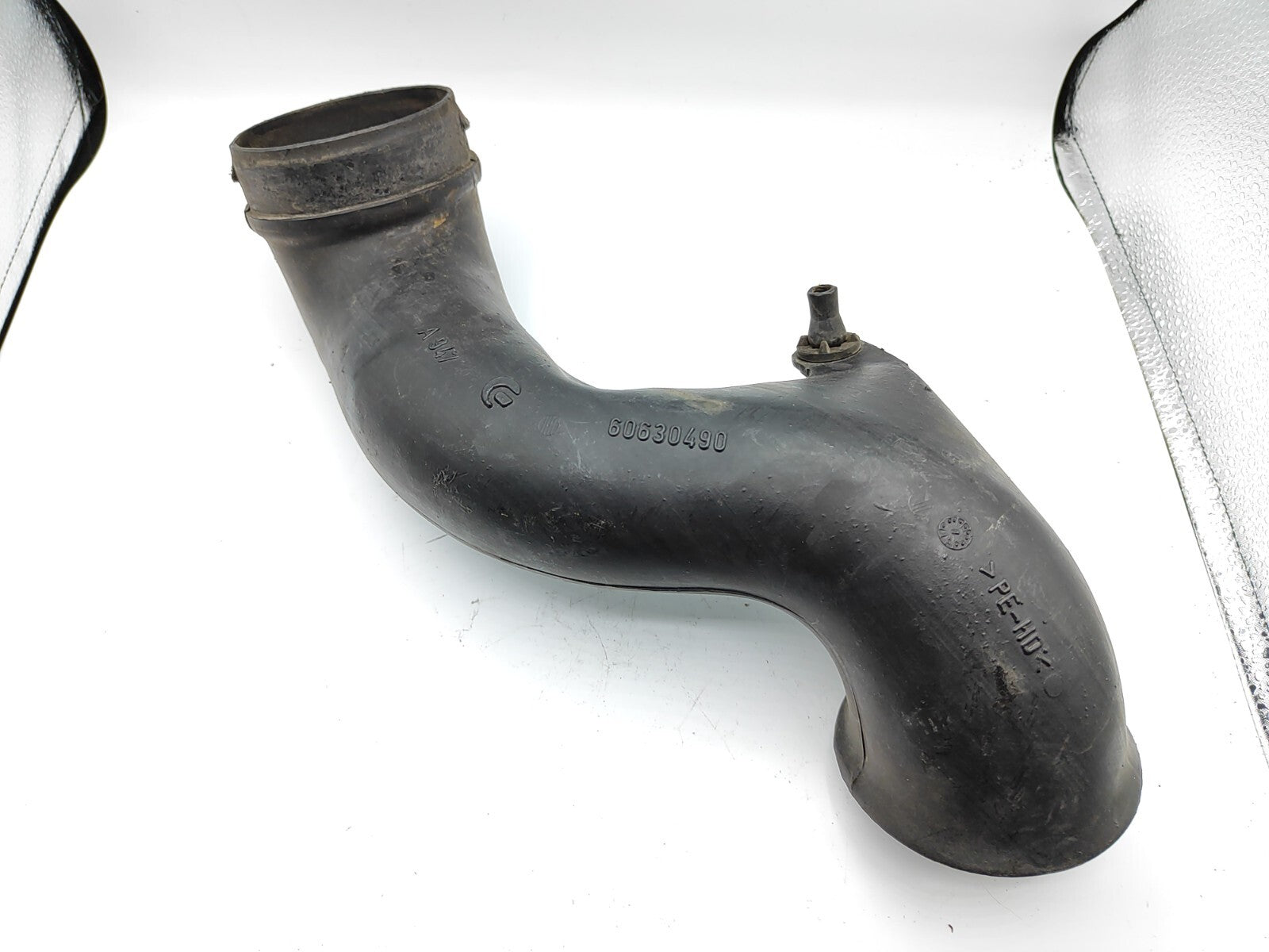 Alfa Romeo 156 1.9JTD 85kW 2003 Engine Air Intake Pipe 60630490