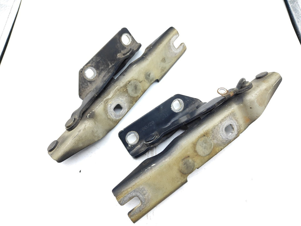 BMW E60 E61 520D 2005 Front Bonnet Hood Hinge Set 7008727 7008728
