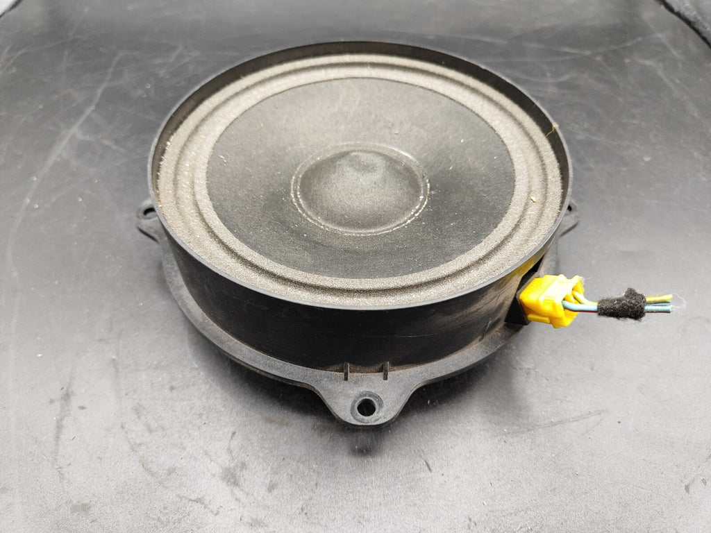 Alfa Romeo 147 1.9JTDm 8V 85kW Diesel 2002 Rear Interior Door Speaker 51721952