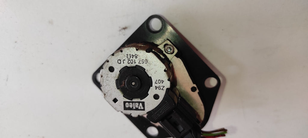 Peugeot 607 3.0i V6 2001 Heater Blower Air Flap Actuator 657102JD