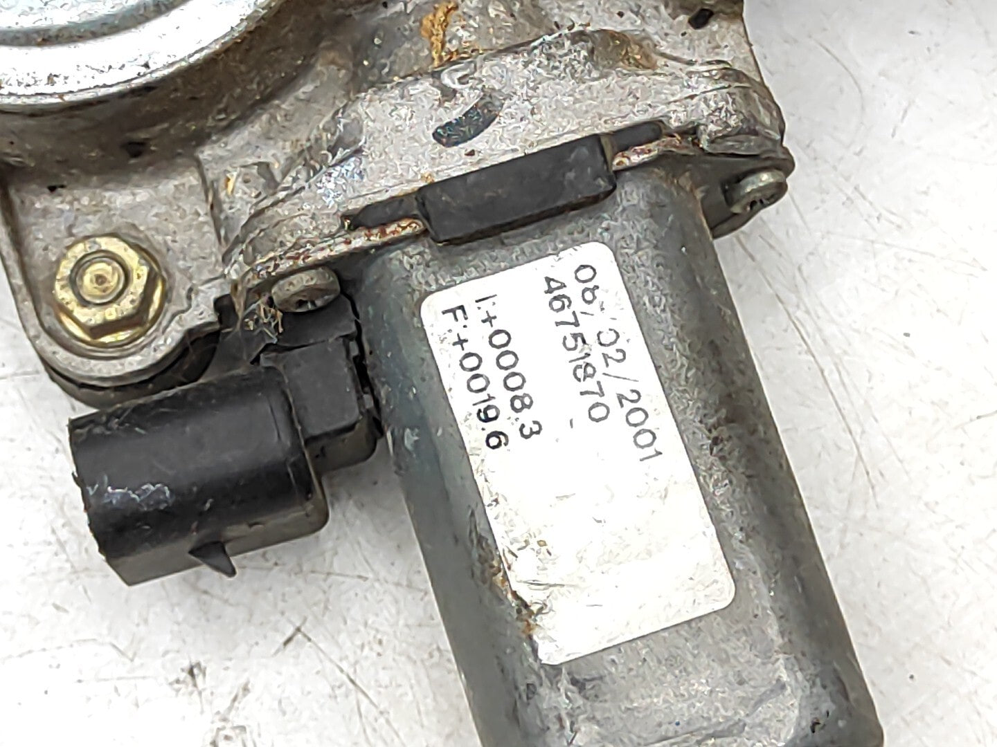 Alfa Romeo 147 1.9JTD 2 Doors 2002 Front Right Power Window 46751870