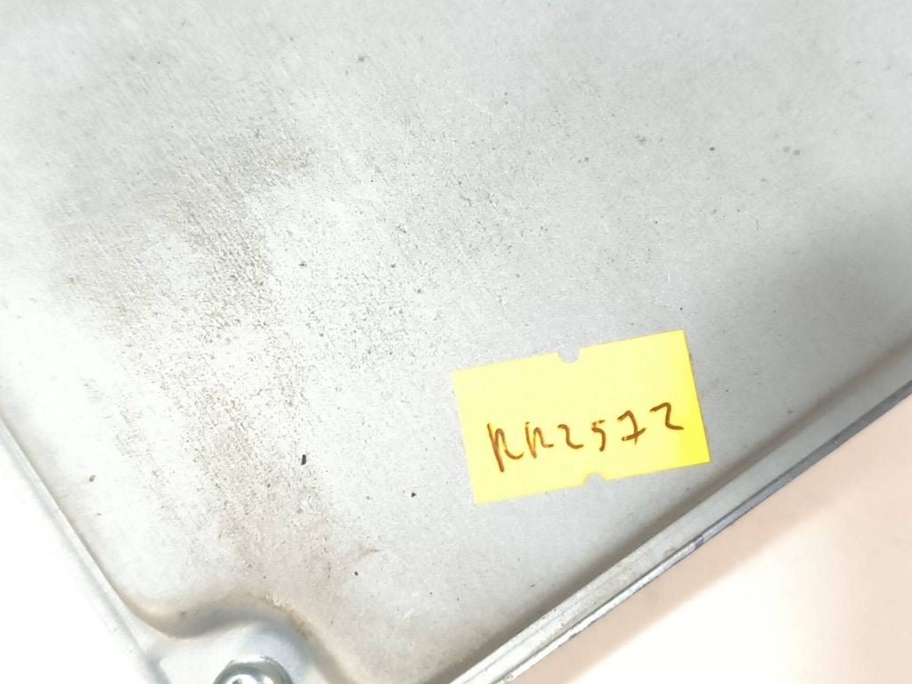 Toyota Avensis T250 2006 8966105C71 Engine control unit module ECU 1758009411