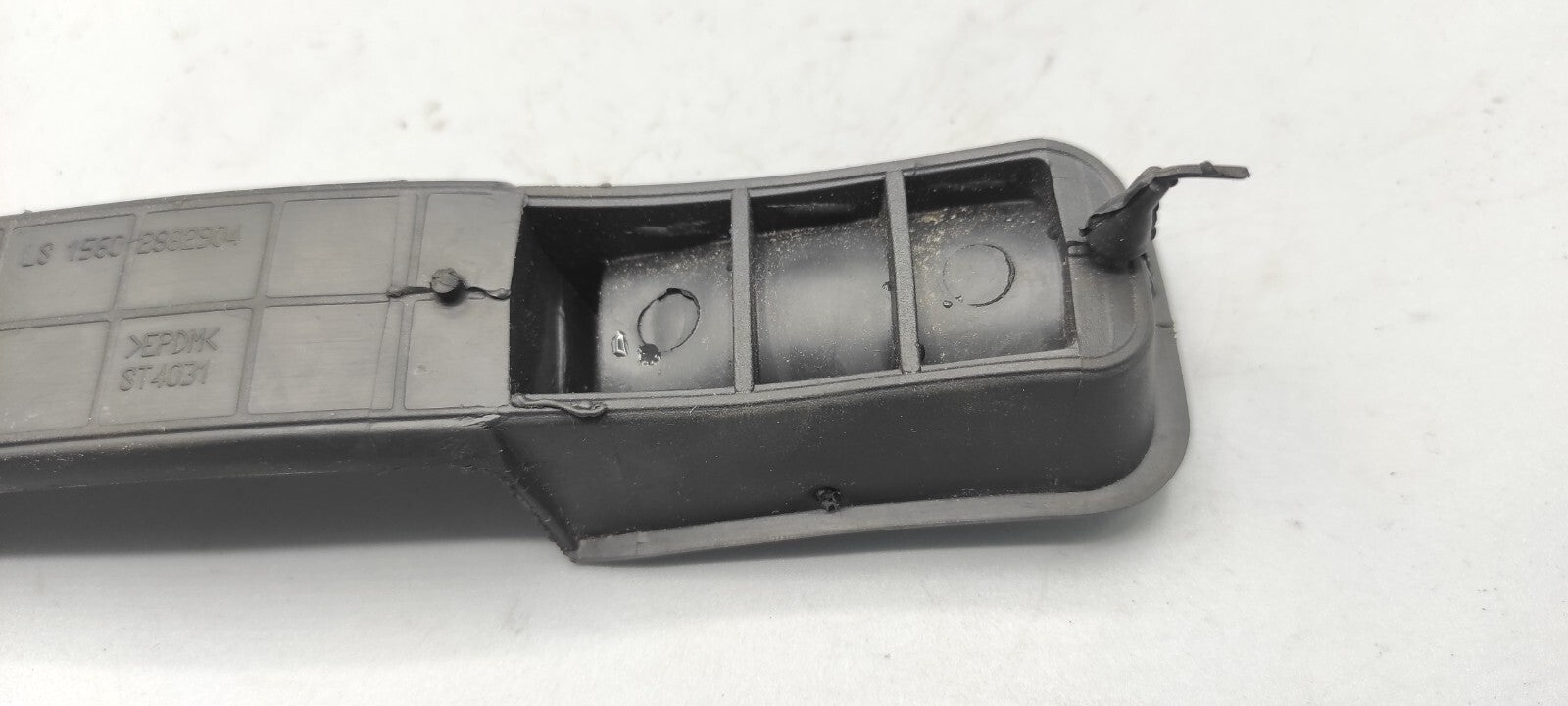 Alfa Romeo 156 2005 Center Console Middle Rubber Insert Mat 15602882904