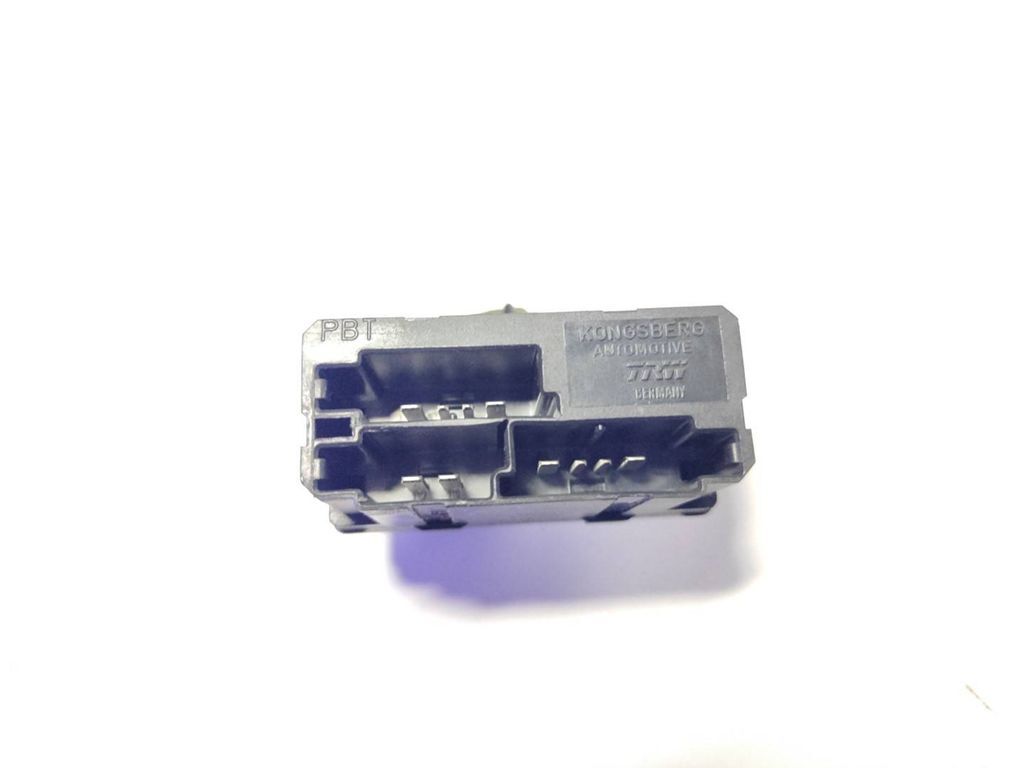 Volvo S60 2012 seat control module switch 31268908 