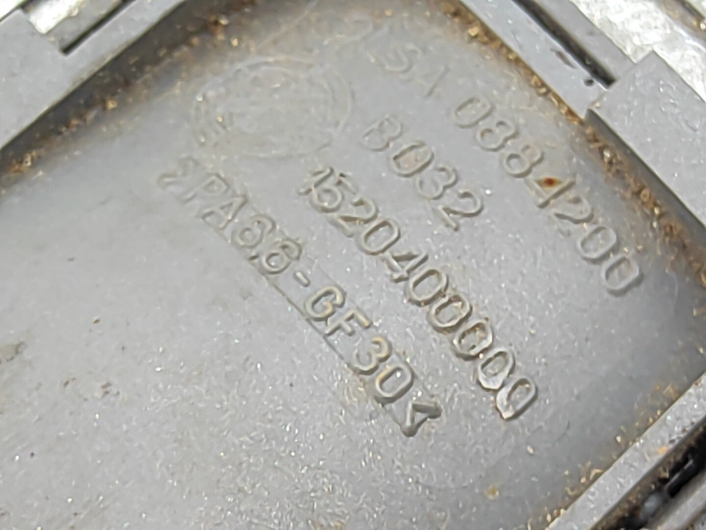 Alfa Romeo 156 2.0 114KW 1999 Front Interior Roof Reading Light 1520400000