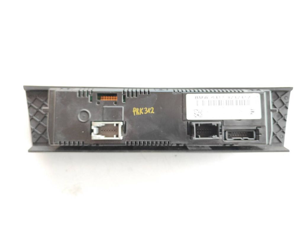 BMW 3 E92 E93 2010 Climate control unit module 9242412 