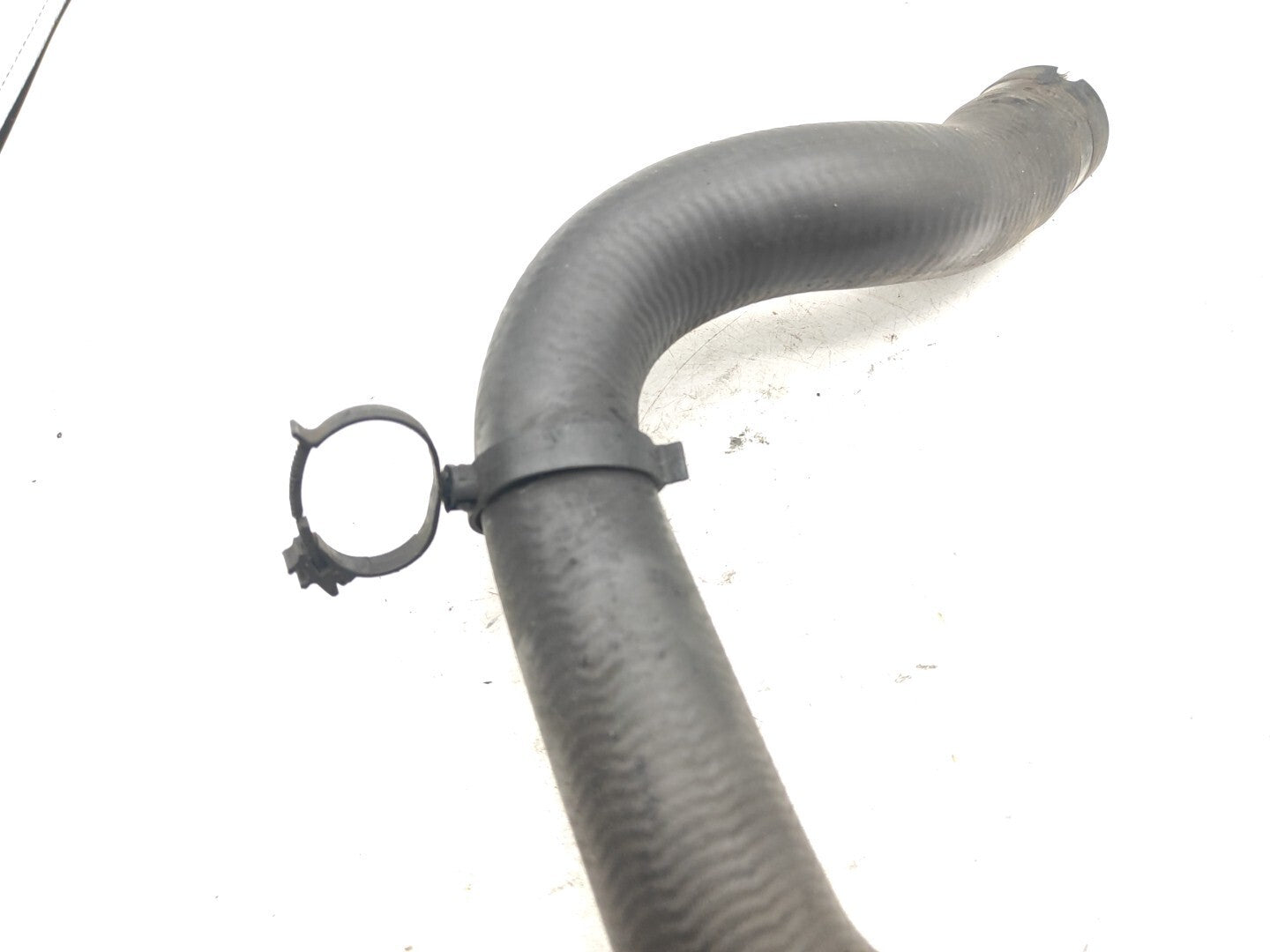 Alfa Romeo GT 16V 1.9JTD 110kW 2004 Engine Coolant Hose Pipe 51715325